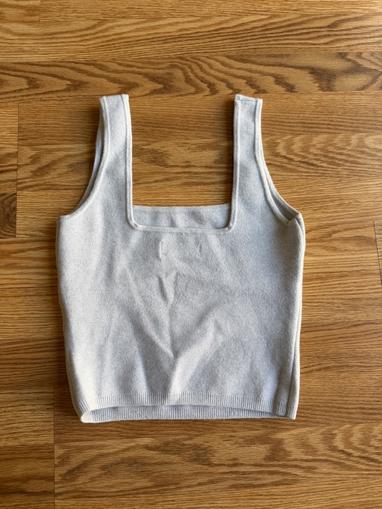 Abercrombie and fitch gray knit tank top - Picture 2 of 3